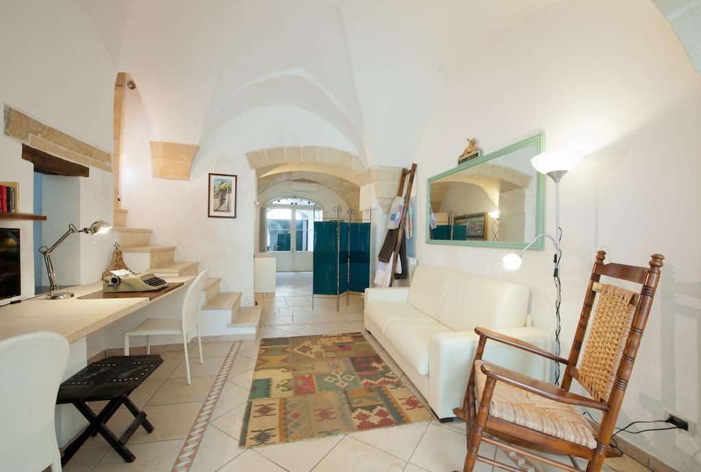Casa D'Artista Suite & Garden Lecce Esterno foto